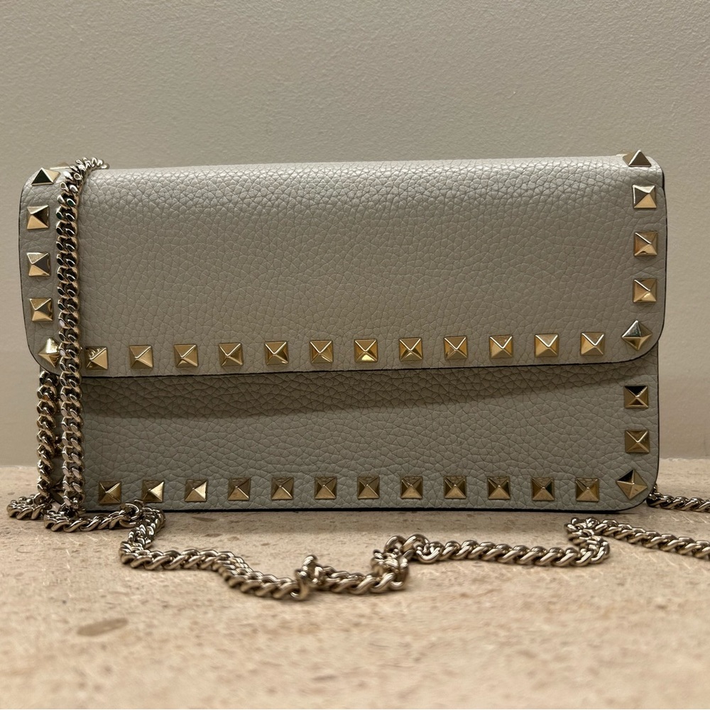 Authentic Valentino Rock Stud Wallet on Chain Grey